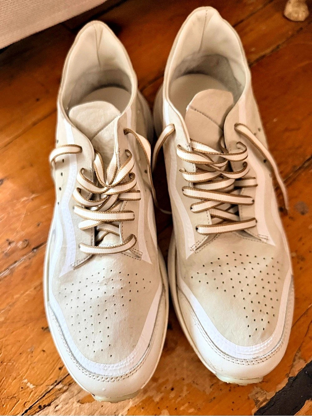 On Women's Sneakers in White & Brown